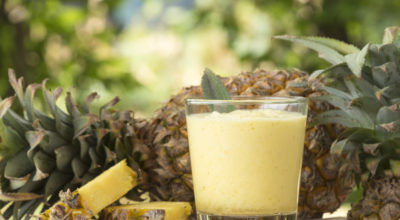 9 benefícios do suco de abacaxi para sua saúde
